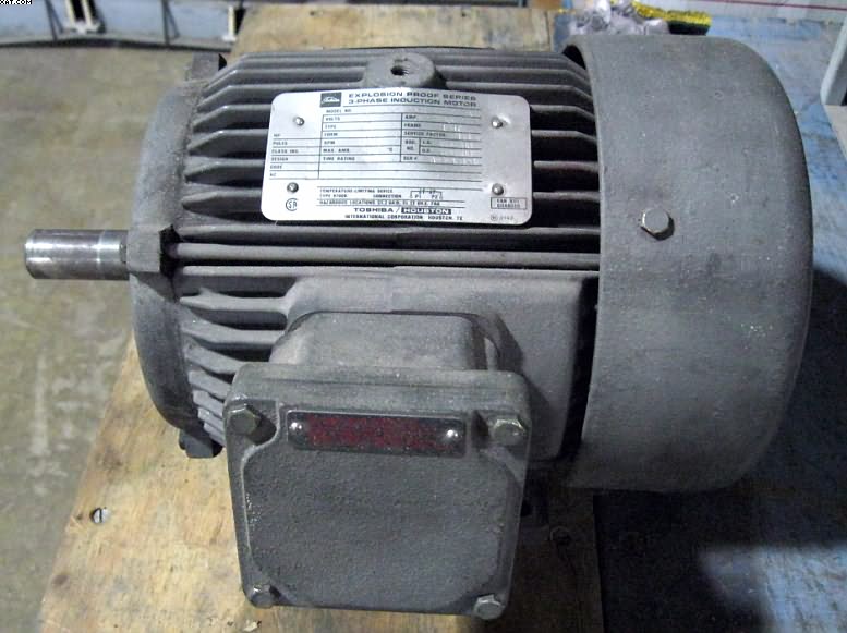 TOSHIBA 5 hp AC motor,